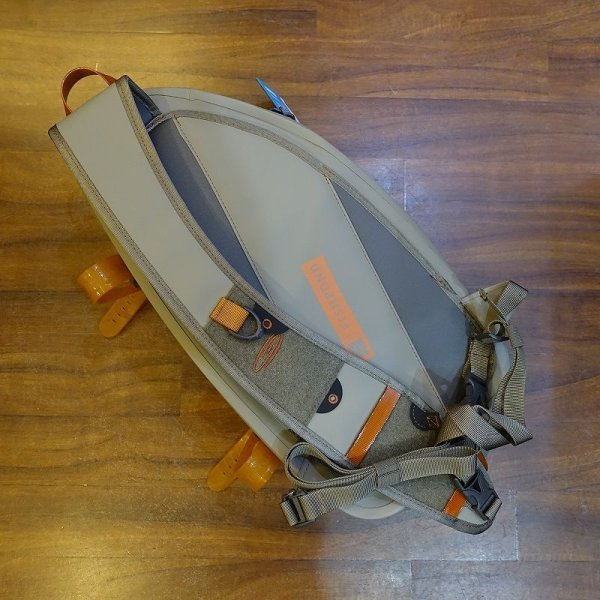 画像2: 【Fishpond】サンダーヘッドスリング - ECO Shale (2)