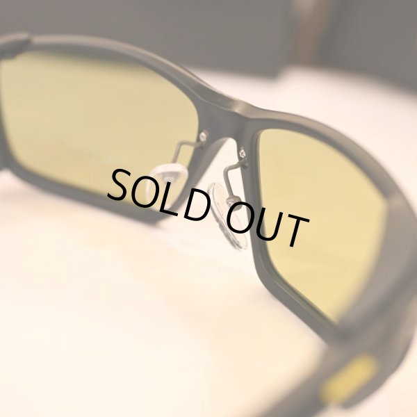 画像2: 【Zeque】HOVER F-1978 MATTE BLACK/ YELLOW (EASE GREEN/ BLUE MIRROR) (2)