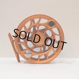 HATCH ICONIC 5 PLUS REEL LA - CAMPFIRE/SMOKE