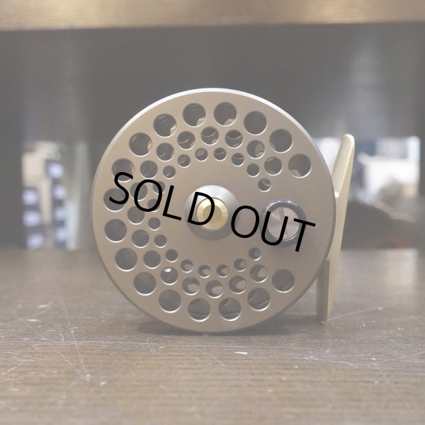 画像2: 【ORVIS】CFO II DISC REEL(USED) (2)