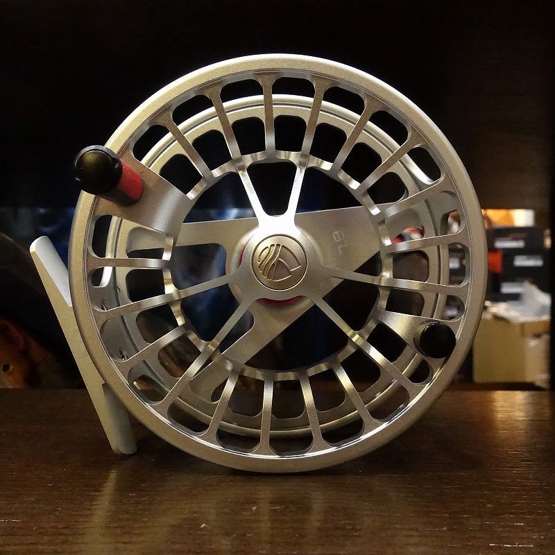 Redington】RISE III REEL 7/8 SILVER