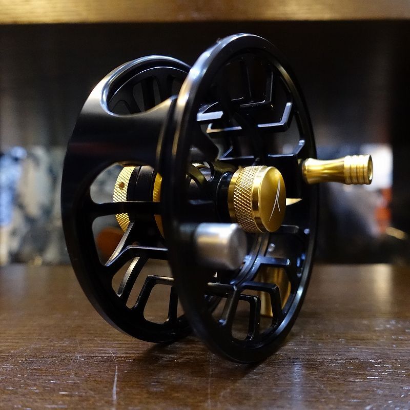 TFO】NTR REEL II - Black/Gold