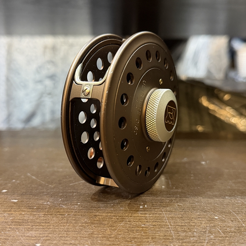 HARDY Golden Ultralite Disc #7 替スプール付(USED)
