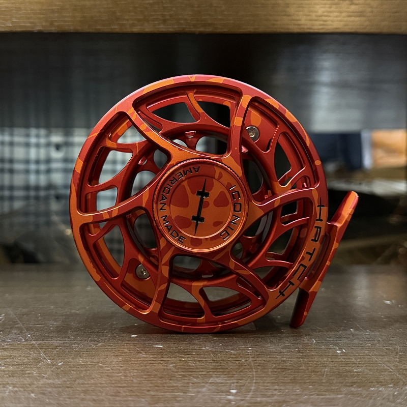 HATCH iconic LA 7plus フライリール HATCH ICONIC 7 PLUS REEL LA - MAGMA RED ORANGE